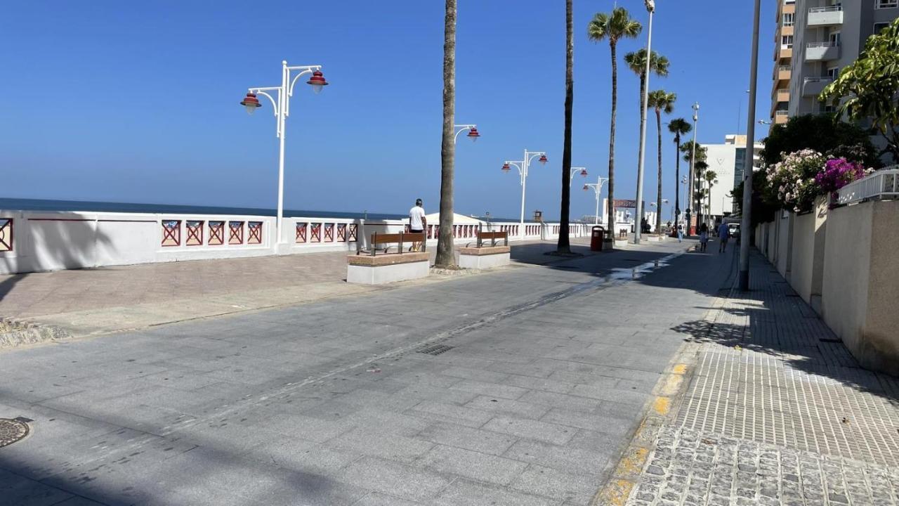 Apartment Piso De Lujo En Primera Linea De Playa Y Garaje Cadiz