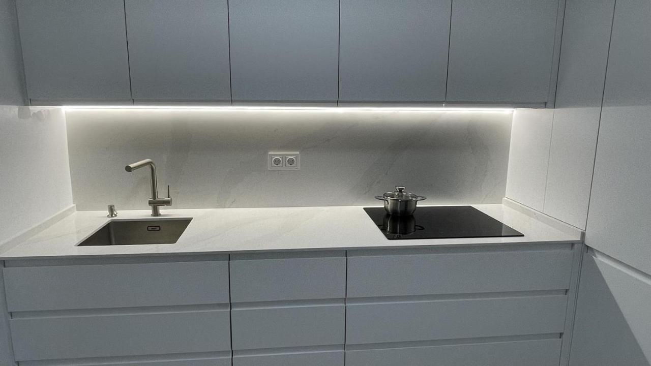 Apartamento Piso De Lujo En Primera Linea De Playa Y Garaje