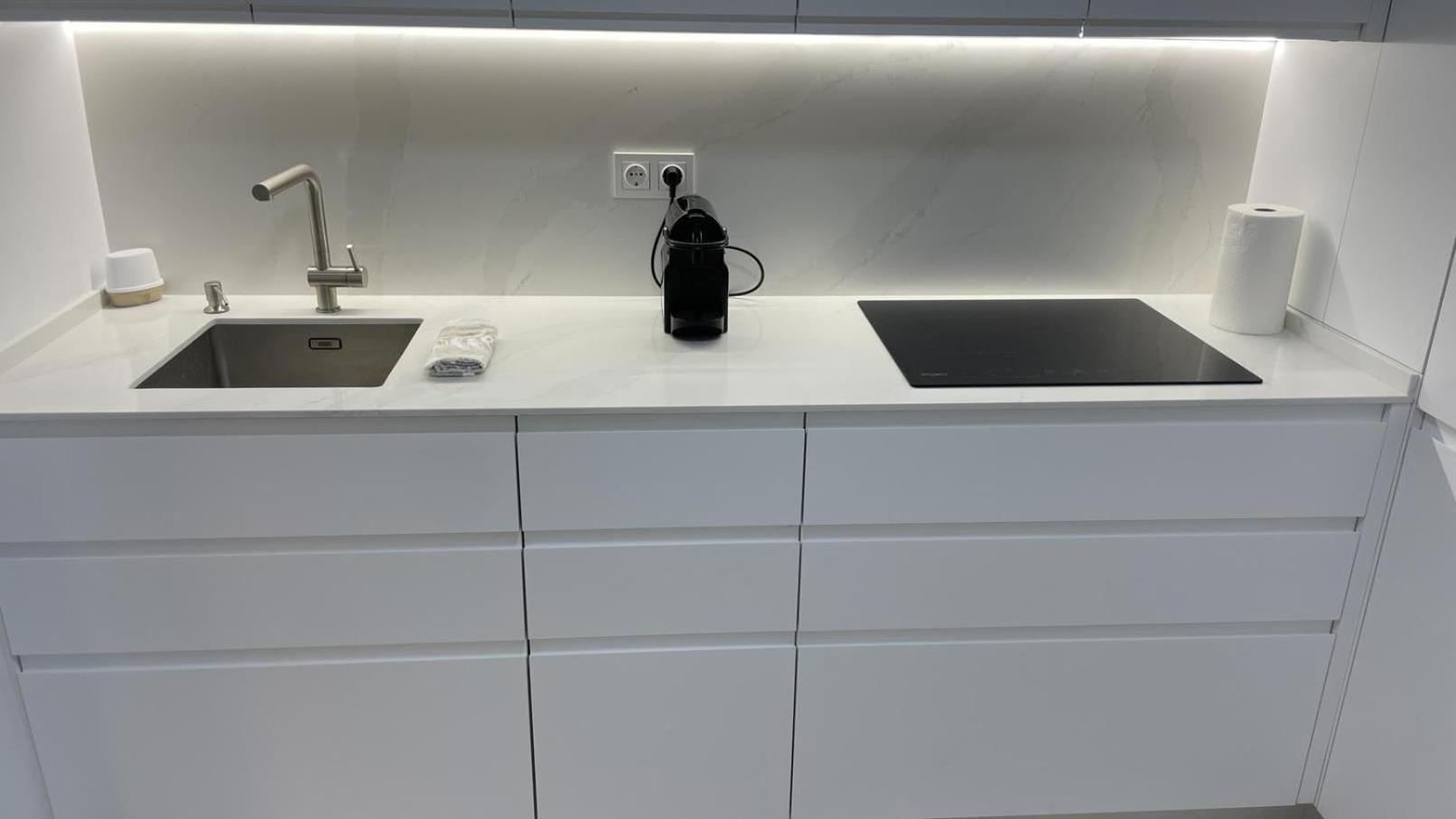 Apartamento Piso De Lujo En Primera Linea De Playa Y Garaje *